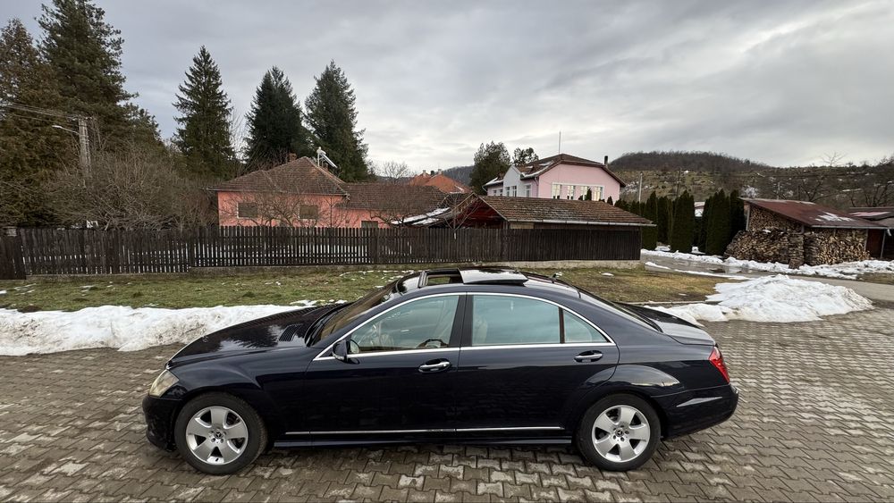 Mercedes W221 S-Class Long 4Matic AMG