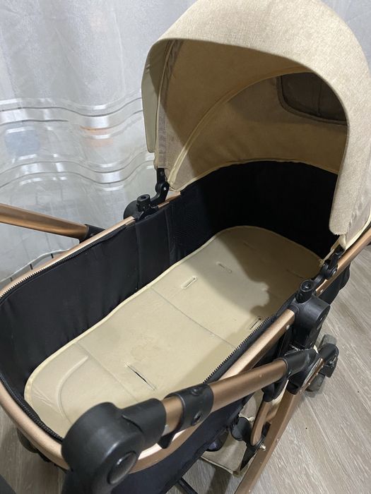 Продаю две прогулочные коляски