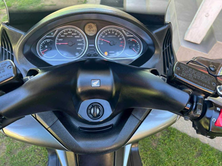 vand  Honda swt de 600