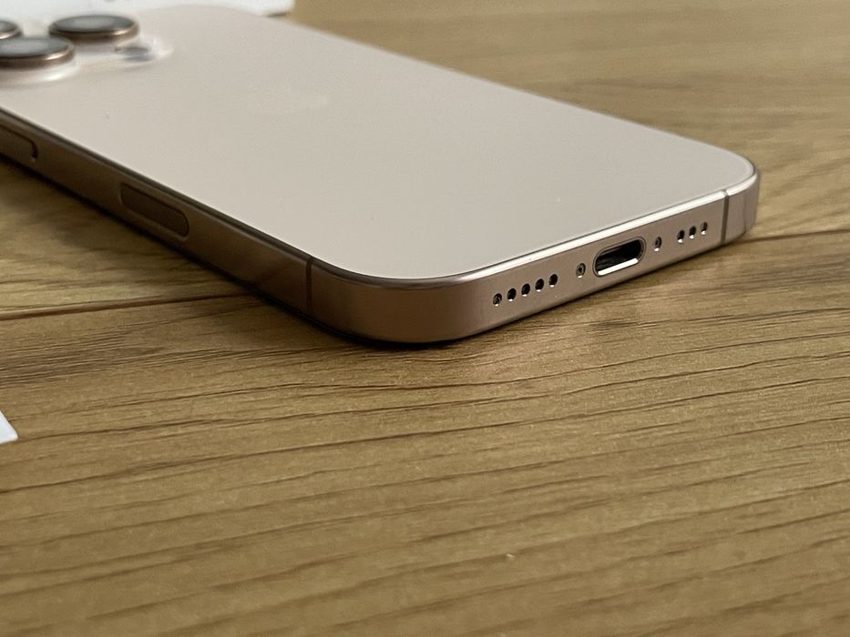 Бартер iPhone 16 pro 128gb гаранция Зора 93% дезърт