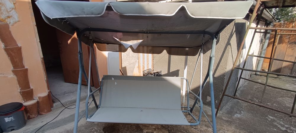 Градинска люлка за външни условия