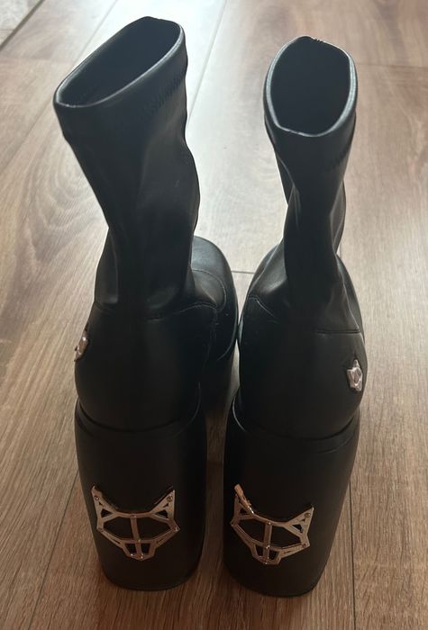 Naked wolfe боти sugar