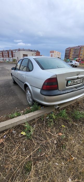 Опель вектра б.  1998  г.в
