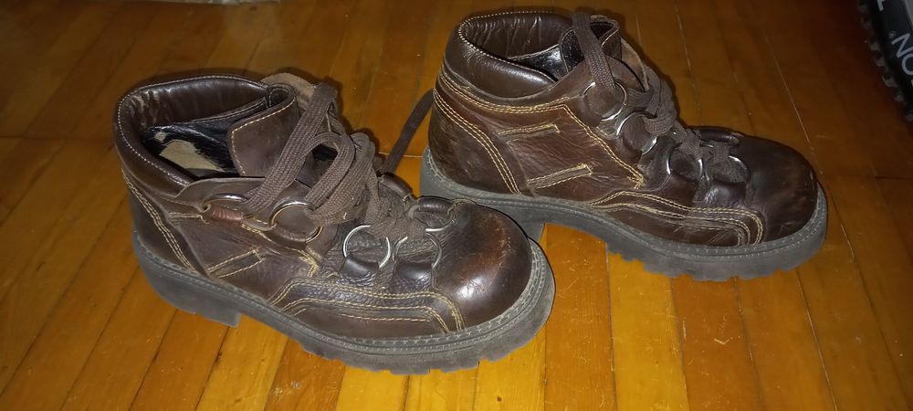 Продаю рокерские ботинки