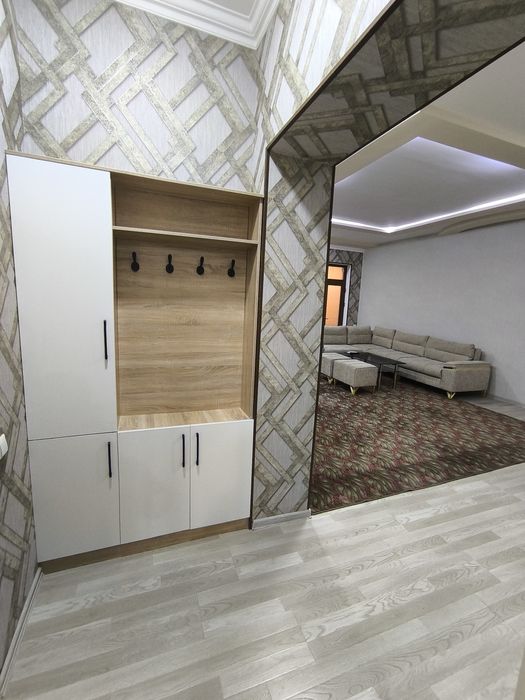 Квартира узок муддатга ижарага берилади