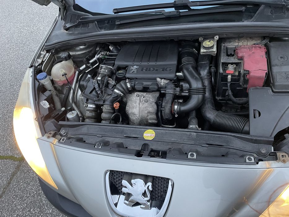 Пежо 308 1,6 HDI* Панорама* Автопилот