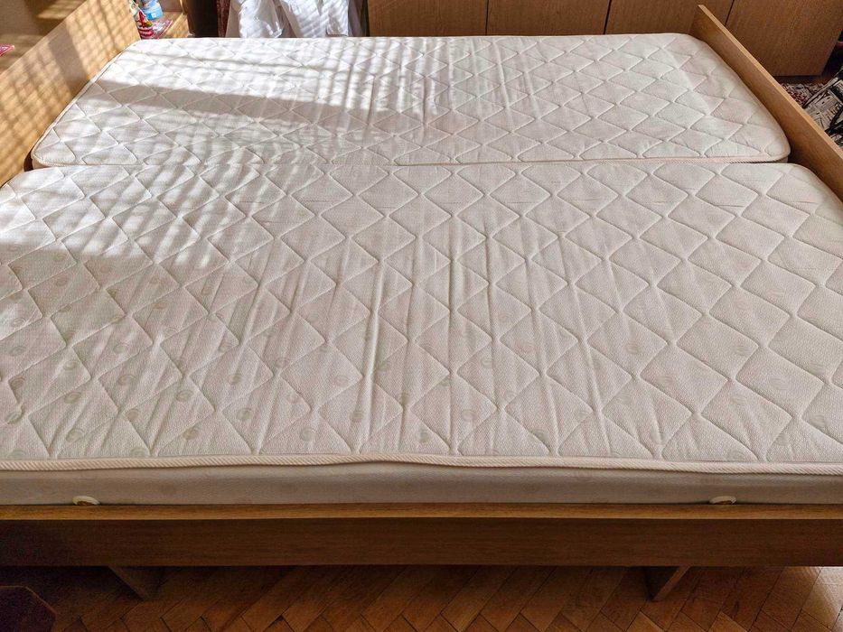 Еднолицеви матраци 2 бр.