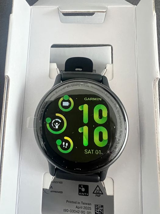 Смарт часовник Garmin vivoactive 5, GPS, 42 mm, силиконова каишка