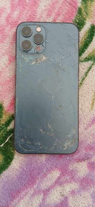 IPhone 12 pro, обменяю или продам