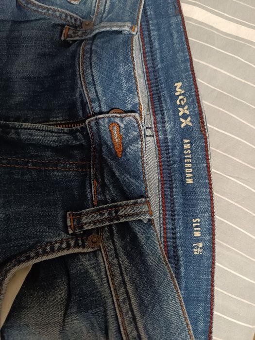 Джинсы молодежные Mexx