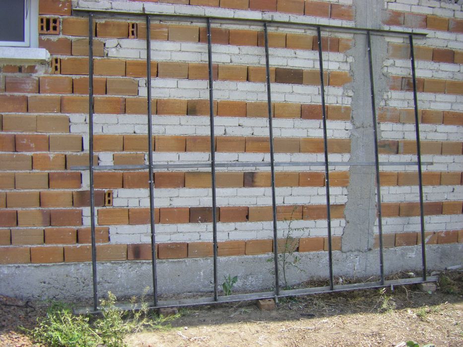 Поцинковани страници за остъкляване на оранжерии, халета, обори и др.