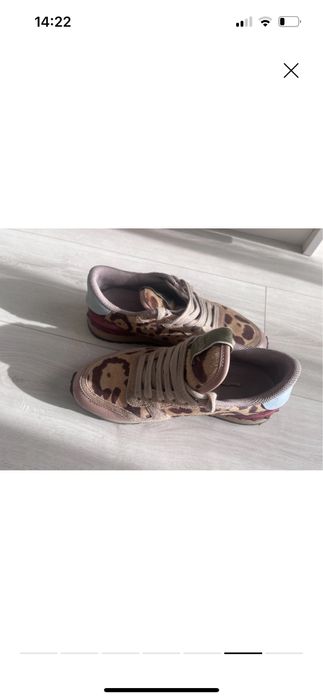 Valentino Garavani sneakersi 35