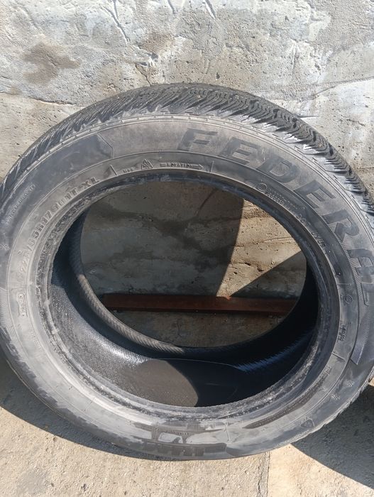 Продам шипованую резину R17 225/55