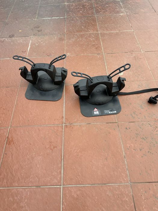 Suport schiuri magnetic auto