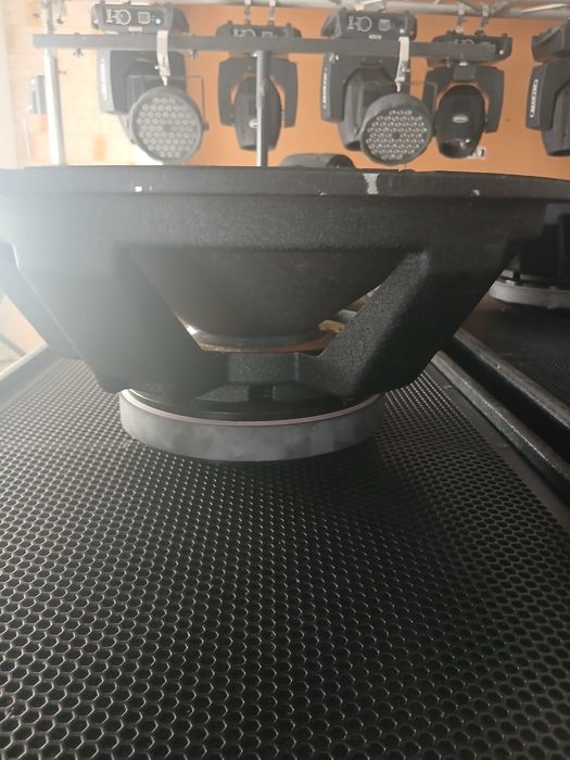 Difuzoare 18. The box