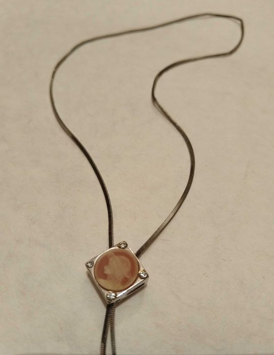 Cameo колие регулируемо с камея