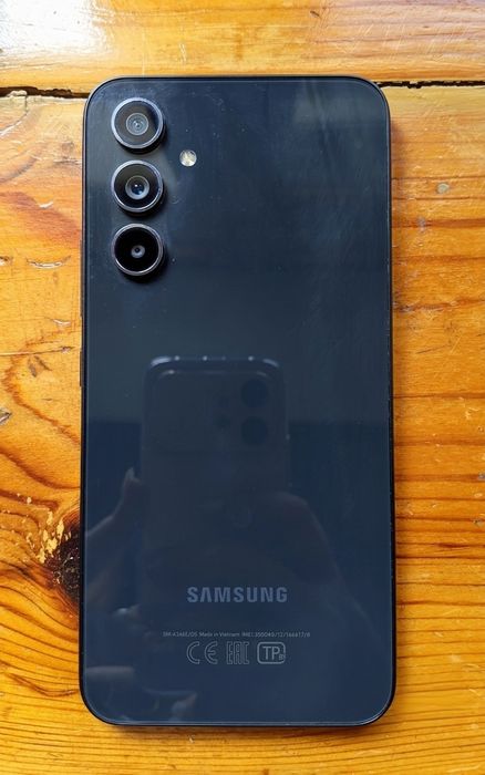 Продам Samsung A54