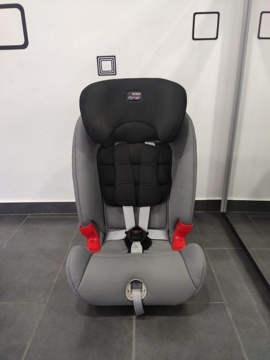 Scaun auto Britax Romer Advansafix III cu isofix pt.copii intre9-36 kg