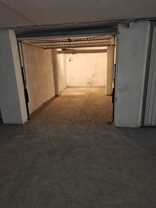 Дава се под наем Гараж / Паркомясто в Плевен, Идеален център - 17 кв.м за 91.8 € - Снимка #2