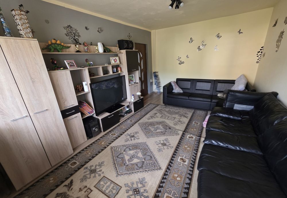 Apatrament 3 camere Lupeni Hunedoara