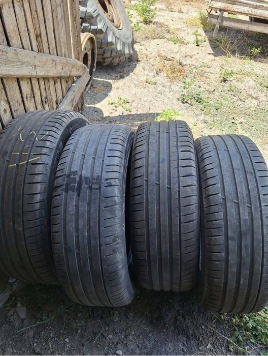 Гуми MISHELIN 225/65 R 17 
4- броя летни Rilot