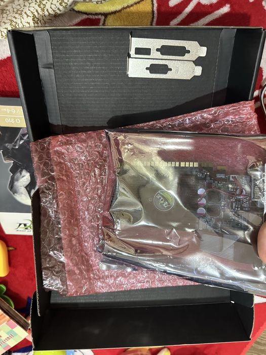 Видеокарта NVIDIA GeForce G210 1GB DDR3, HDMI/DVI/VGA