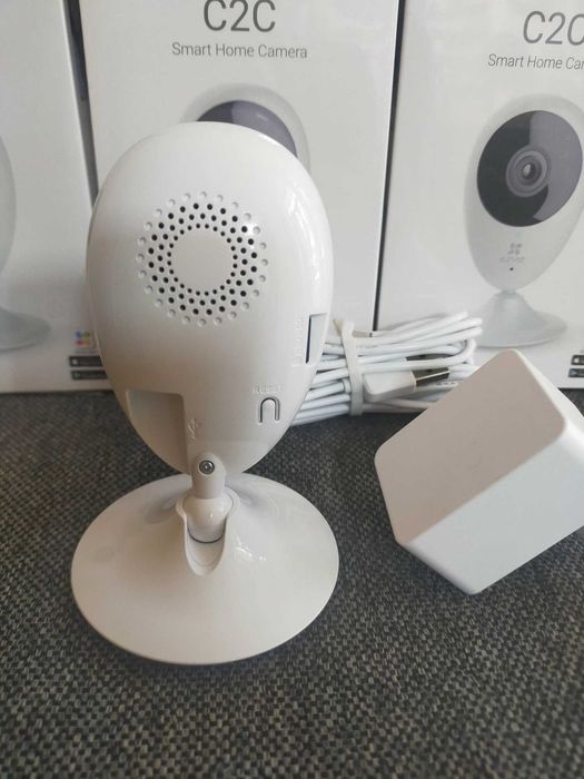 Ezviz C2C FullHD blok pitaniya + usb