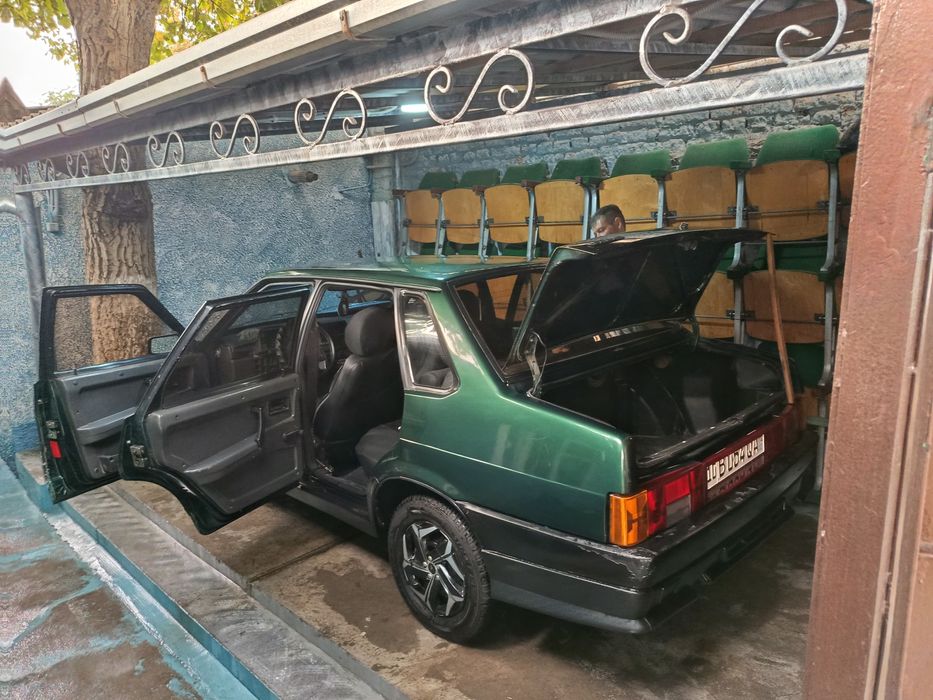 Продаёться машина марки  LADA 099 год выпуска 1996 г.