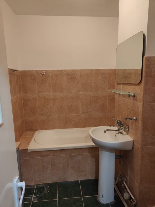 Apartament de închiriat