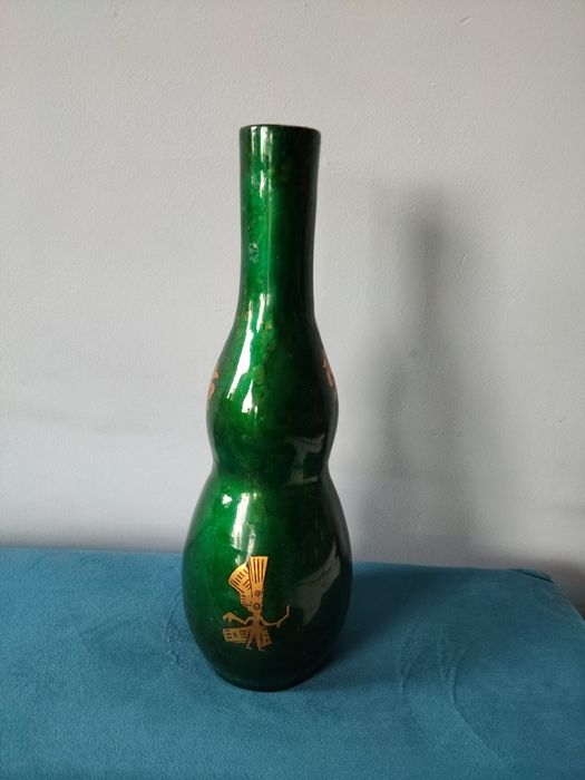 Ваза сандалово дърво