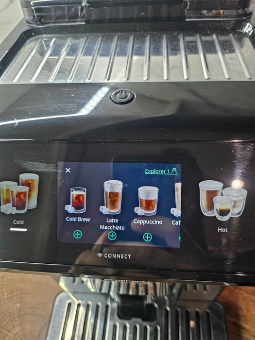 Кафеавтомат  Delonghi Eleta Explore