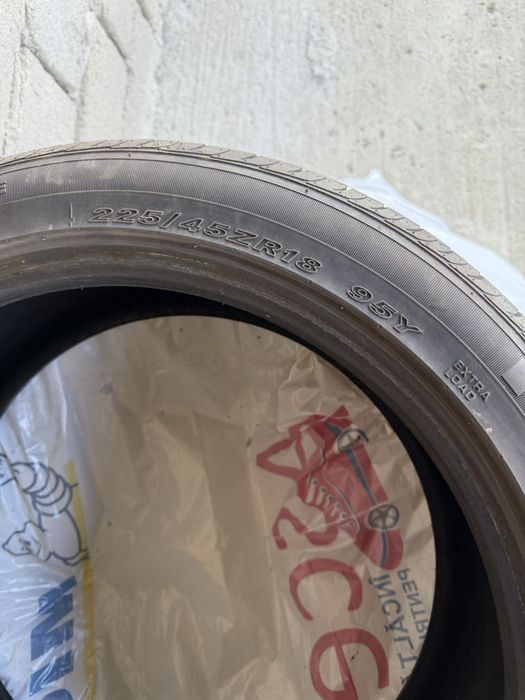 Anvelope vara 225/45/ZR18