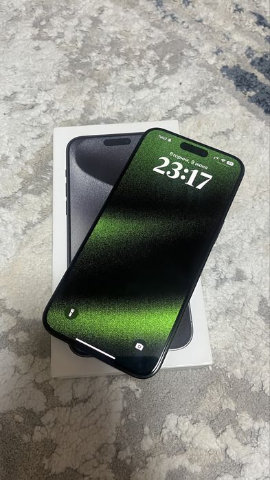 Продам 15 про макс