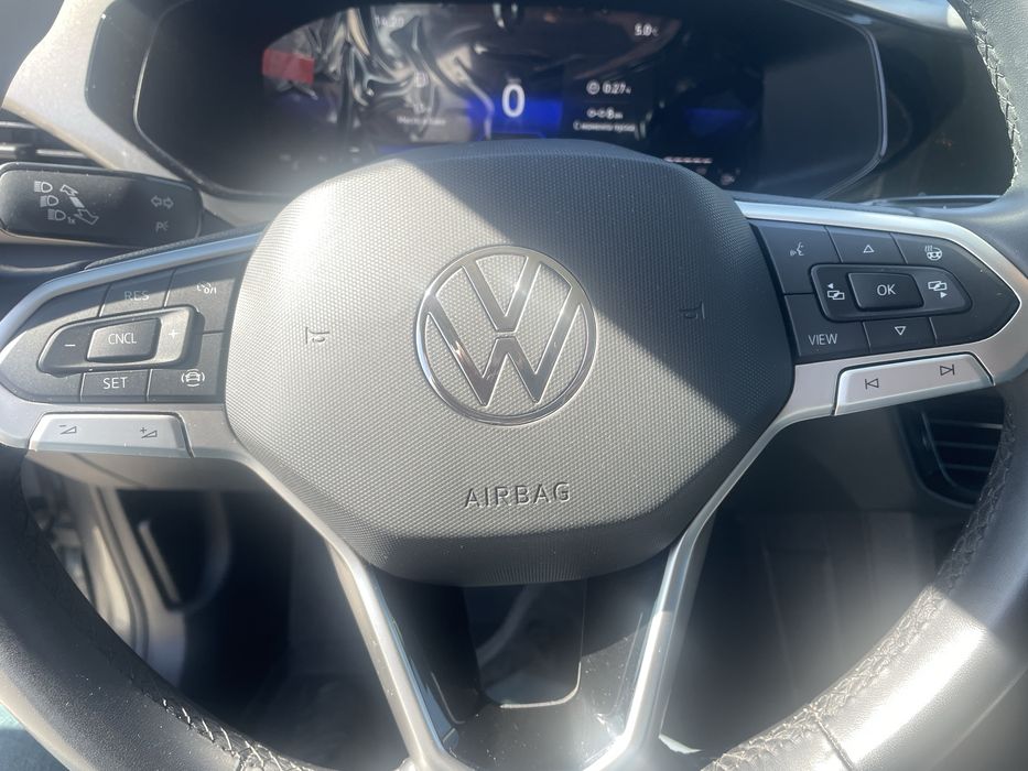 Volkswagen taos 2021г