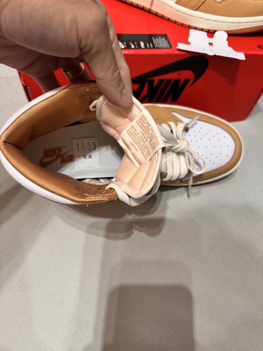 Air Jordan 1 Retro High OG Praline