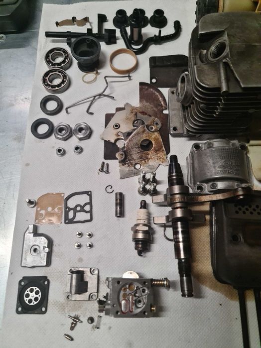 Reparatii drujbe, masini de tuns iarba, trimmere, motosape etc.