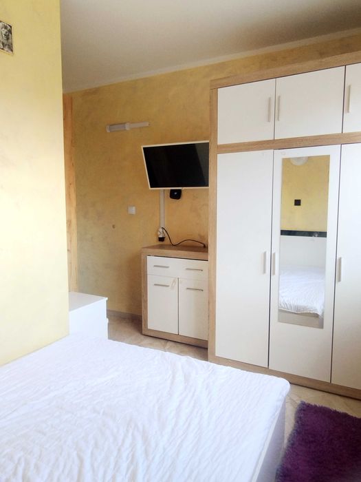 Дава се под наем Двустаен апартамент в Перник, Изток - 64 кв.м за 497.25 € - Снимка #11