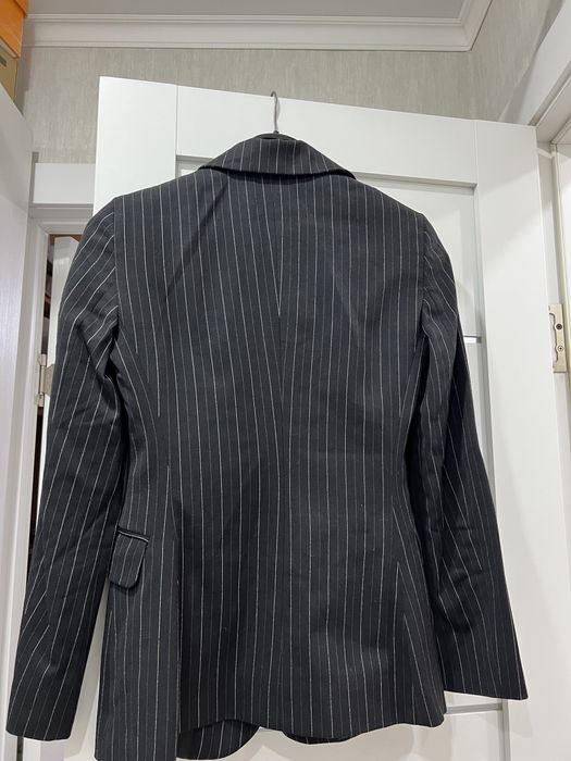 Продам женский пиджак