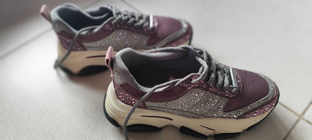 Маратонки Steve Madden