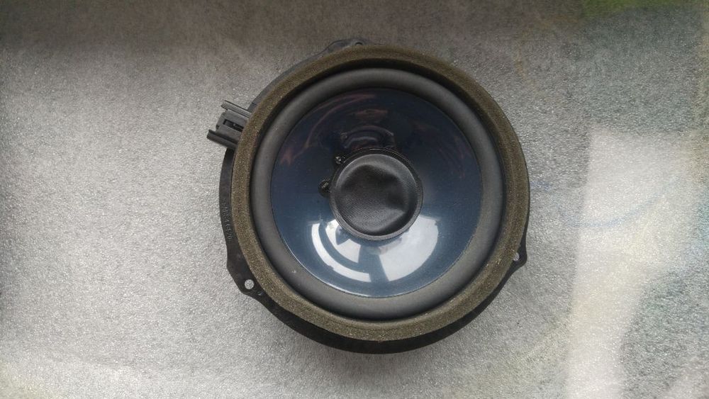 boxa dreapta spate ford mondeo mk4 limuzina 6m2t-18808-fb