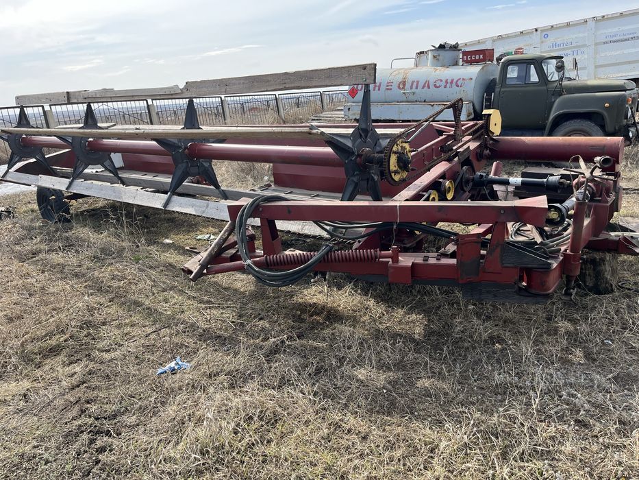 Продам жатку свальную шумахер 7м