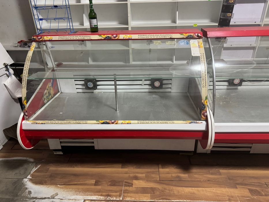 Продается холодильник для магазина