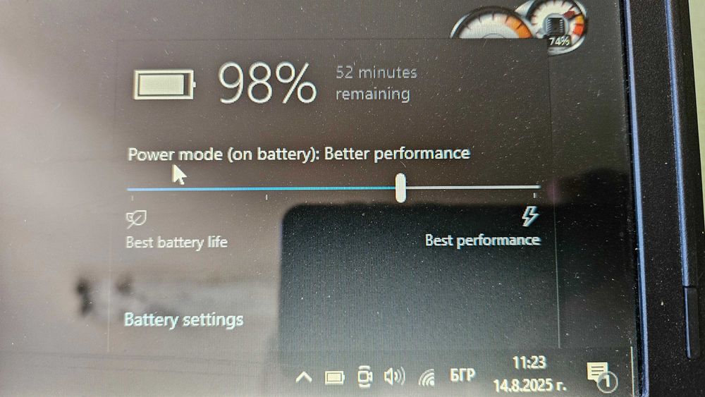 лаптоп Fujitsu Siemens V6505