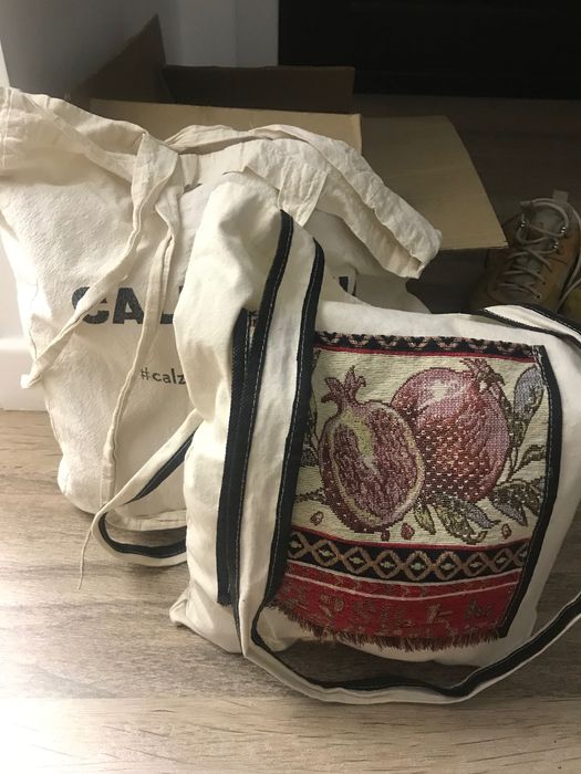 Отдам женские вещи 42/44 размер даром