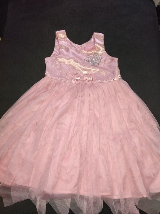 Детски роклички .