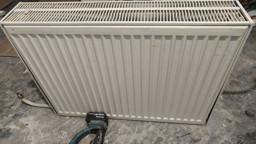 Три панелен радиатор за парно 80 x 60 см