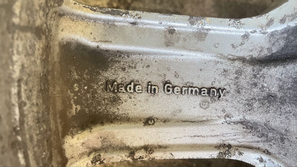 Джанти с гуми 5х112 R16 57.1