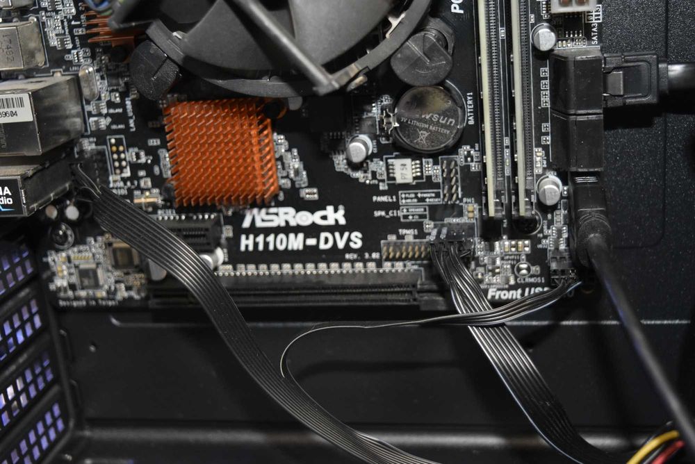 Персонален компютър / офис I5 7400 8 GB DDR4 SSD нова кутия