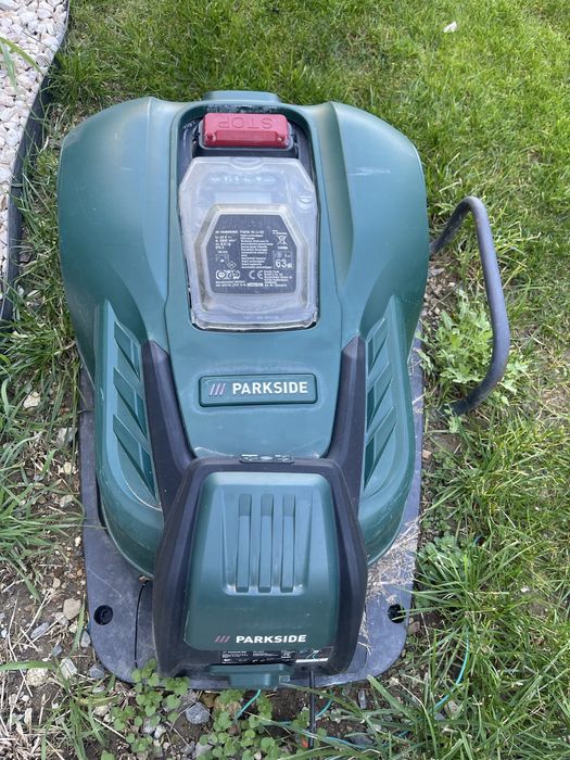 Косачка робот Парксайд