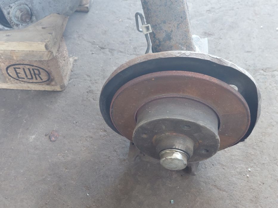 Пассат б4 б3 задний балка суперт